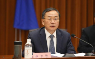 如何有效学习编导技巧与知识？