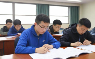 省考国考都参加，是增加机会还是分散精力？