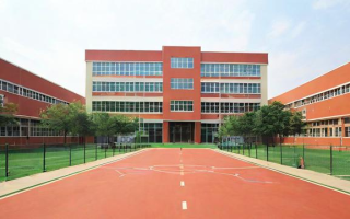 上塘翔宇小学的教学质量和校园环境如何？