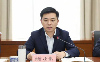 研究生胡梓杰如何实现学术探索与成长？