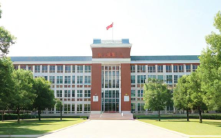 研究生教育是否属于大学教育的范畴？