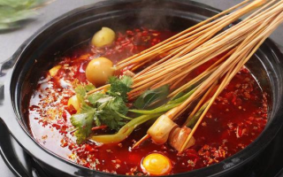 如何制作美味的串串香？