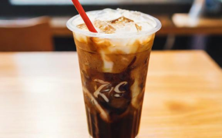 如何将可乐快速制作成冰沙？
