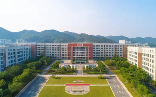 宿松隘口高中怎么样，宿松隘口高中的教学质量和校园环境如何？