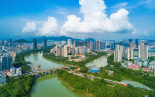 粤语中‘这里’应该怎么说？