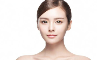 如何通过化妆技巧来修饰脸型？