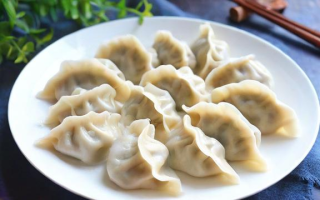 东北饺子是如何制作的？