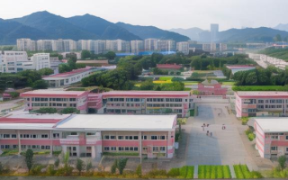 贺州市中学教学质量如何？值得家长选择吗？