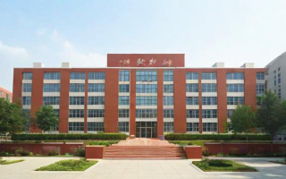 江苏宿迁中学的教学质量和校园环境究竟如何？
