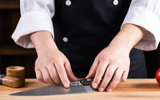 厨师怎么练刀工，如何提升厨师的刀工技艺？