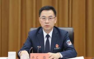 公务员法考试试题及答案，如何备考以提高通过率？