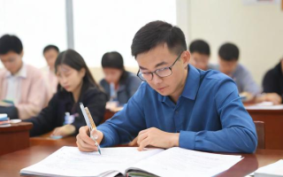 高考报名的具体流程是什么？