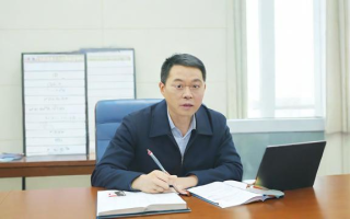 现代语文的教学现状与挑战，如何适应新时代的需求？