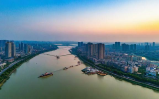潜江这两个字应该怎么读？
