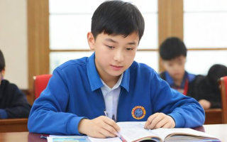研究生学费要多少钱（研究生学费要多少钱一年）