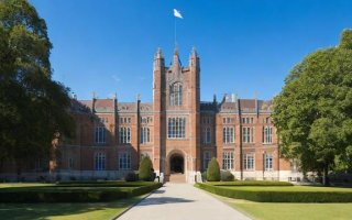 如何申请大学出国留学？完整步骤解析
