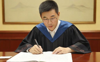 研究生论文综述要求