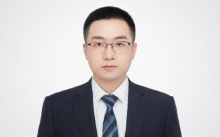 武汉大学研究生校友