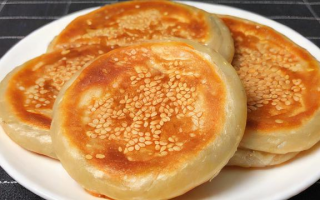 如何制作酱香饼中的酱料？