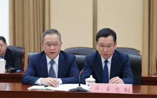 如何正确填写职业资格信息？