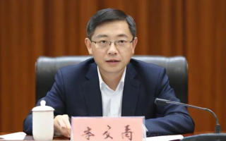 如何撰写一篇引人注目的研究生会竞选演讲稿？