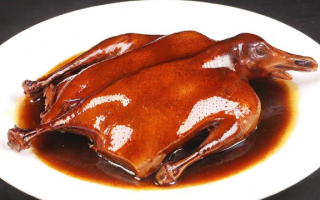 如何制作美味的酱鸭？