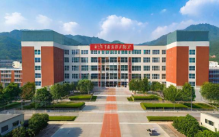 东宁县第一中学教学质量如何？值得选择吗？