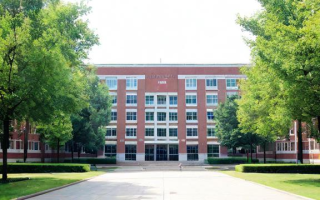 东华大学研究生英语课程有哪些独特之处？