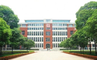 杭州十三中学的教学质量和校园环境究竟如何呢？
