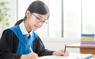 研究生考研年龄限制是多少？