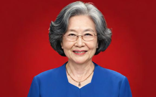 李兰娟研究生，她是如何成为医学领域的佼佼者的？