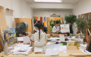 学科美术在职研究生如何提升专业素养？