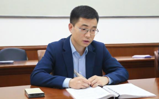 国考申论主题通常涉及哪些社会热点问题？