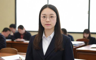 如何考取礼仪老师资格证？完整指南解析