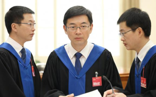 为何研究生在选择导师时会考虑这些因素？