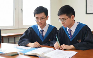研究生如何制定培养计划和选课？