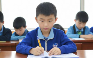 小学教师资格证应该如何考取？