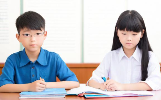 教师资格证应该如何办理？