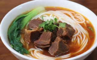 牛腩粉中的牛腩是如何制作出来的？