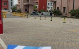 清苑世纪中学2025年录取分数线是多少？不同批次分数线有差异吗？