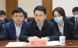 如何在研究生会竞选中展现领导力与责任担当？