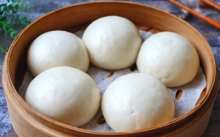 如何将馒头巧妙融入早餐，打造营养美味新体验？