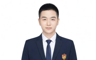 郑航的研究生生涯有哪些独特经历？