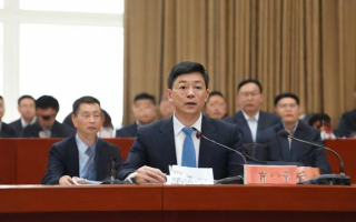 如何巧妙地撰写讲话开场白以吸引听众注意力？