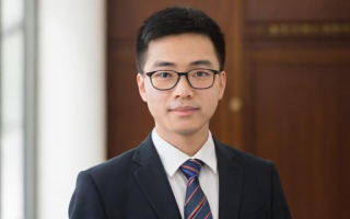 2015年在职研究生教育，探索其价值与挑战