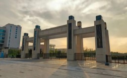 法学专业在安大哪个校区上课？