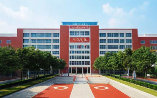 黄冈中学广州学校的表现如何？