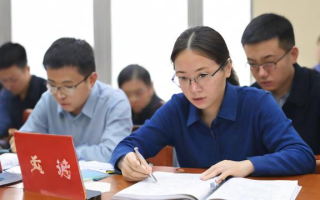 国考是否限制户籍？