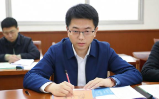 如何进行艺术考试的报名流程？