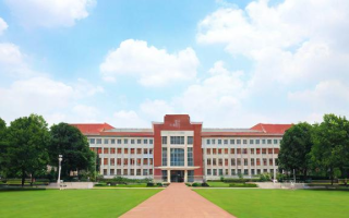 研究生入学前旅游去哪里好？